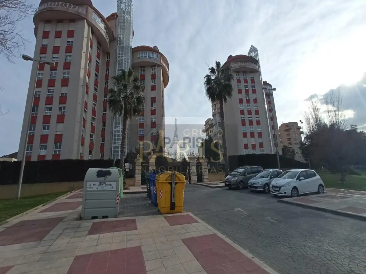 Garaje en venta en Puerta de Hierro, Barrio de la Concepción