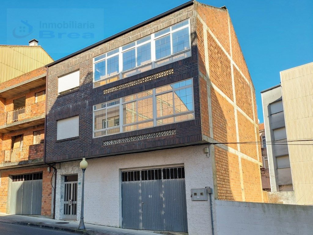 Building for sale in Rúa Carballeira do Chousiño, 13, Silleda