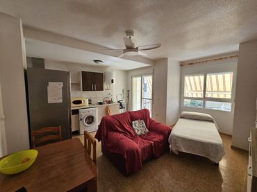 Apartamento con balcón en venta en Casco Antiguo