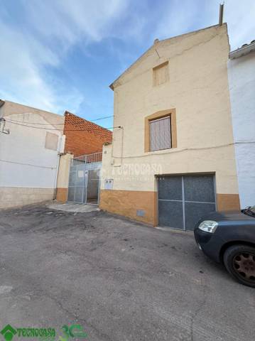 Casa adosada en Venta en CALLE PARRAL DE ARRIBA en Santa Cruz de la Zarza
