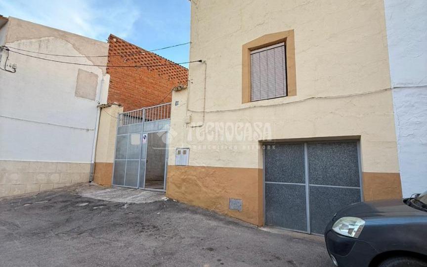 Photo 1 of Single-family semi-detached for sale in Calle Parral de Arriba, Santa Cruz de la Zarza, Toledo
