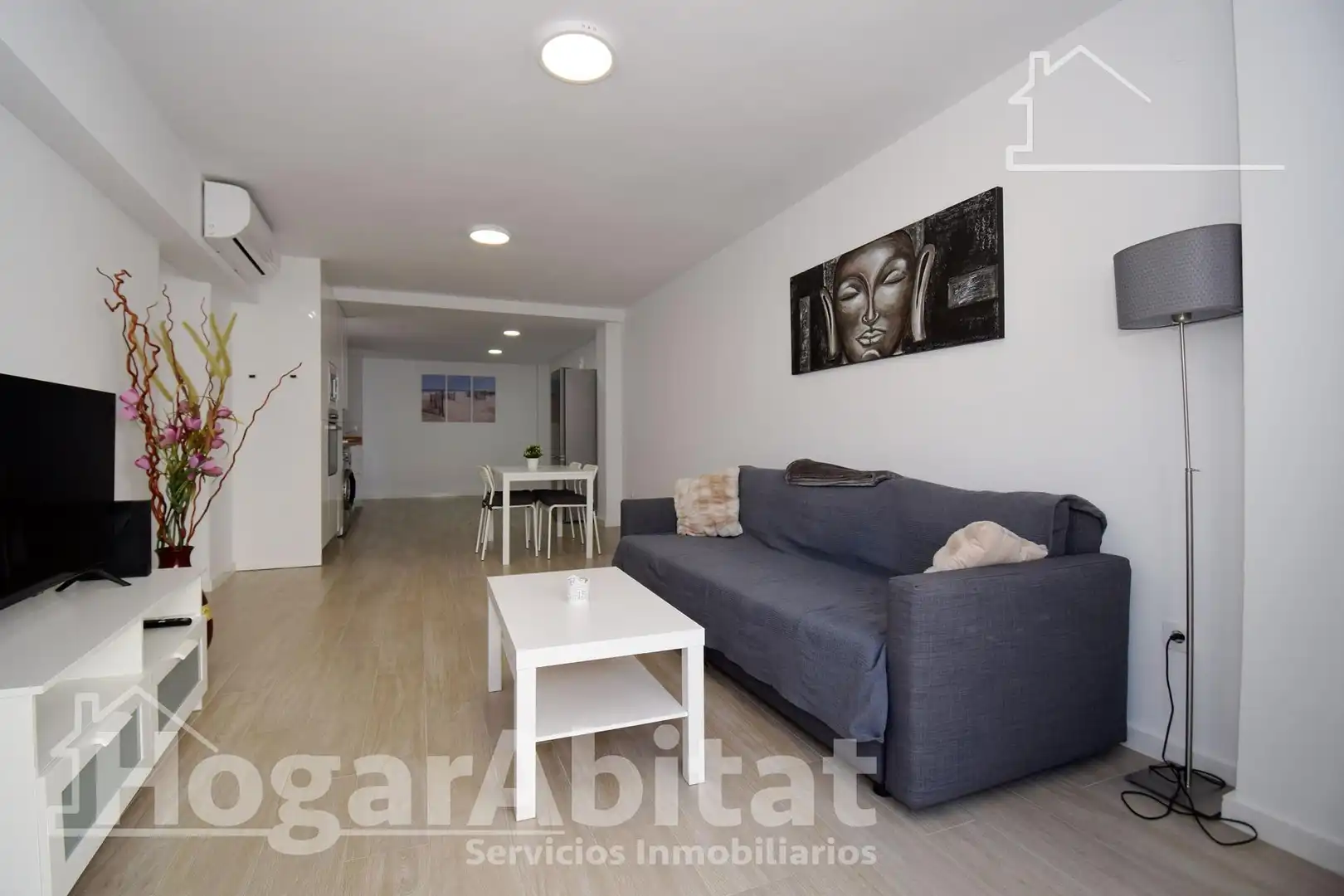 Schlafzimmer von Dachboden zum Verkauf in Burriana / Borriana mit Klimaanlage, Heizung und Terrasse