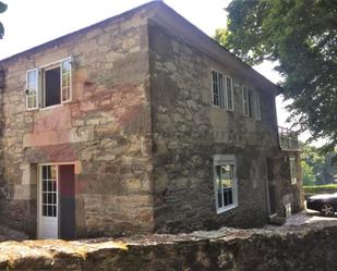 Vista exterior de Casa o xalet en venda en Paradela amb Terrassa i Balcó