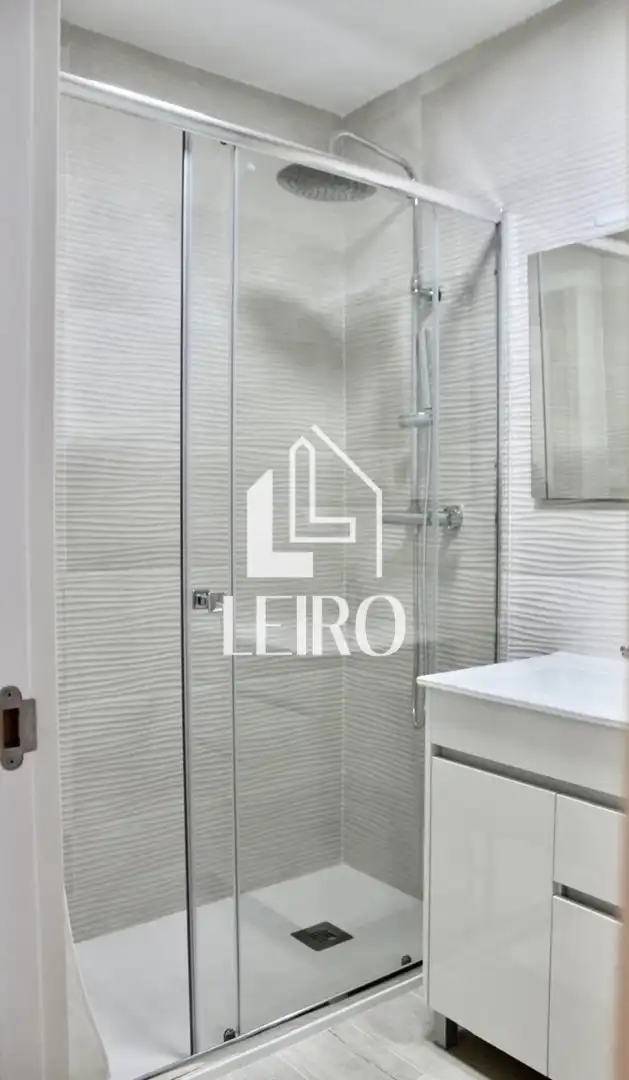 Bathroom of Houses for sale in Vilanova de Arousa  with Terrace and Furnished