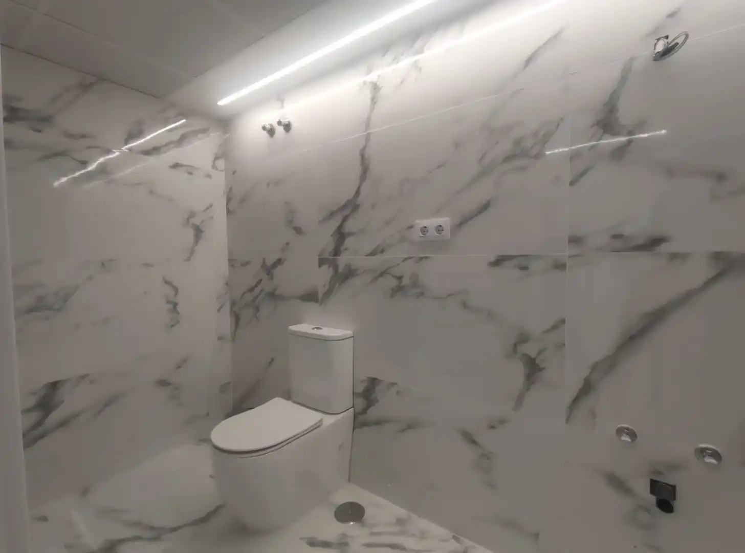Baño de Piso en venta en Murcia con Aire acondicionado y Calefacción