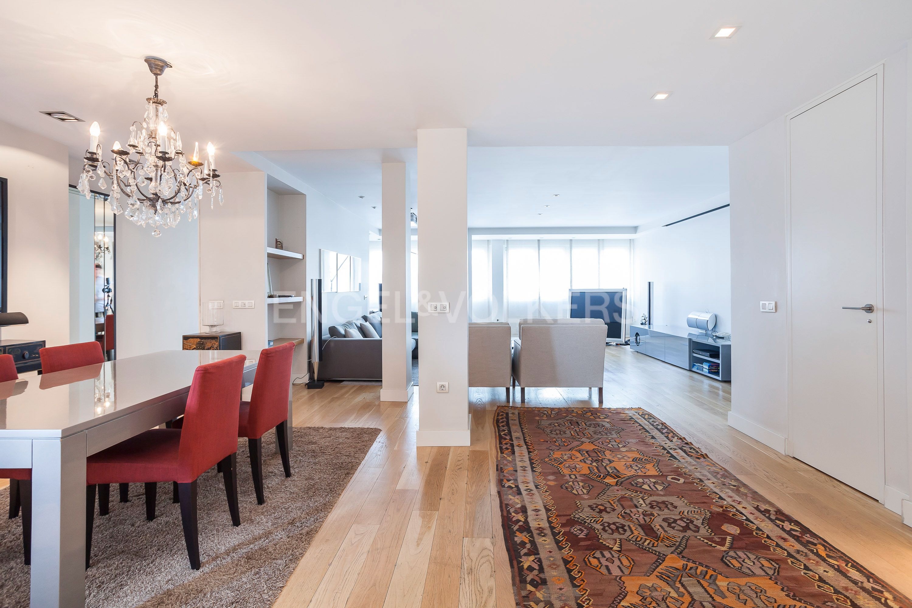 Sala d'estar de Apartament en venda en  Madrid Capital amb Aire condicionat, Calefacció i Parquet