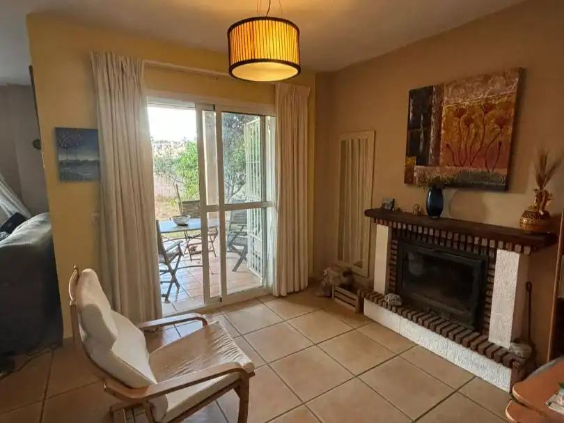 Sala de estar de Casa o chalet en venta en Los Barrios con Jardín privado, Terraza y Trastero