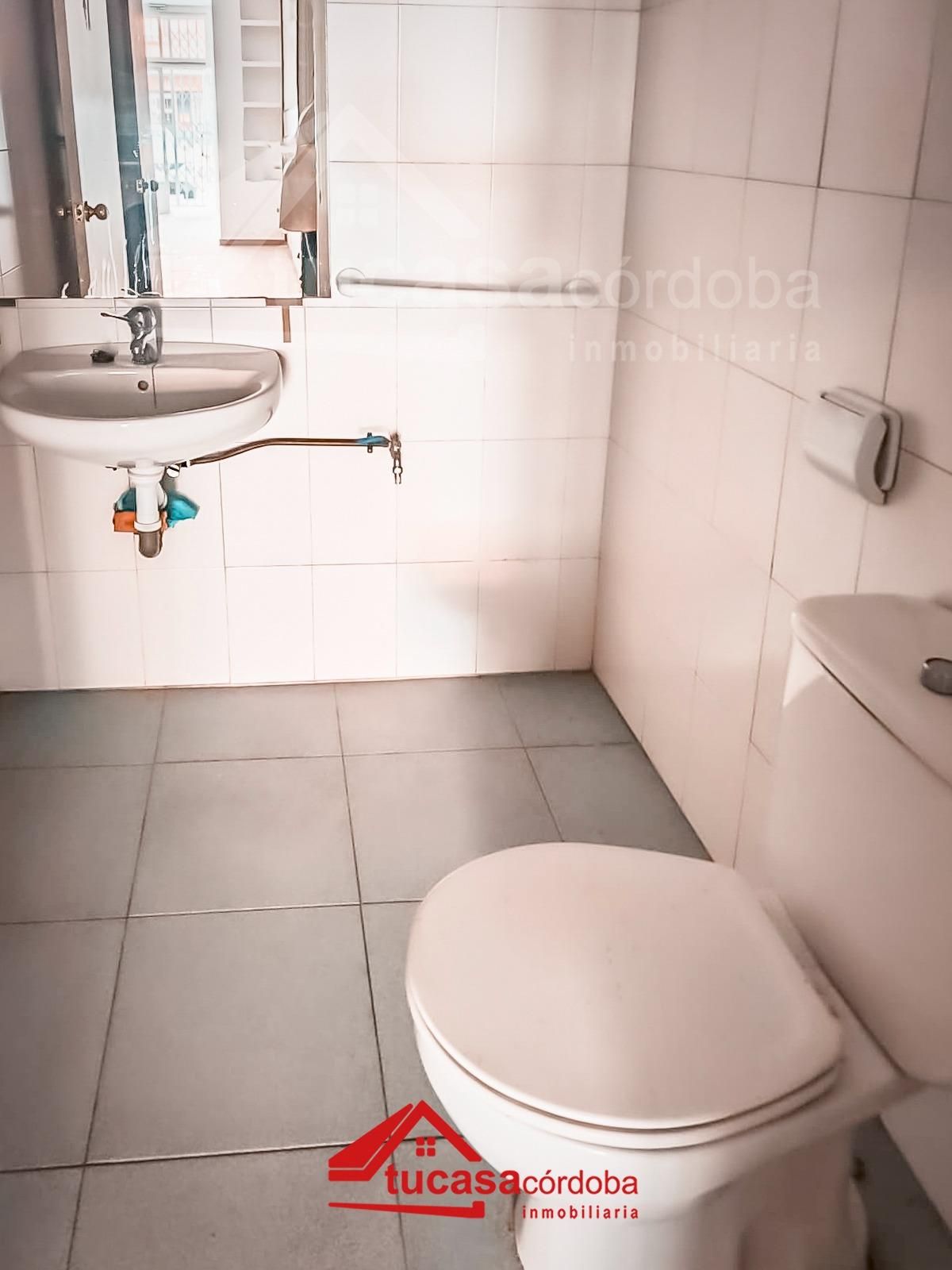 Badezimmer von Geschaftsraum zum Verkauf in  Córdoba Capital mit Klimaanlage