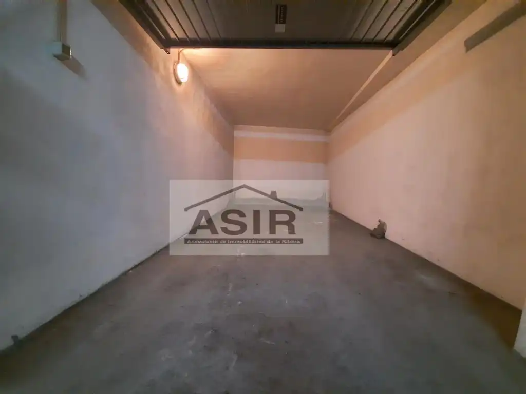 Individual for sale in Casc Urbà, imagen 3