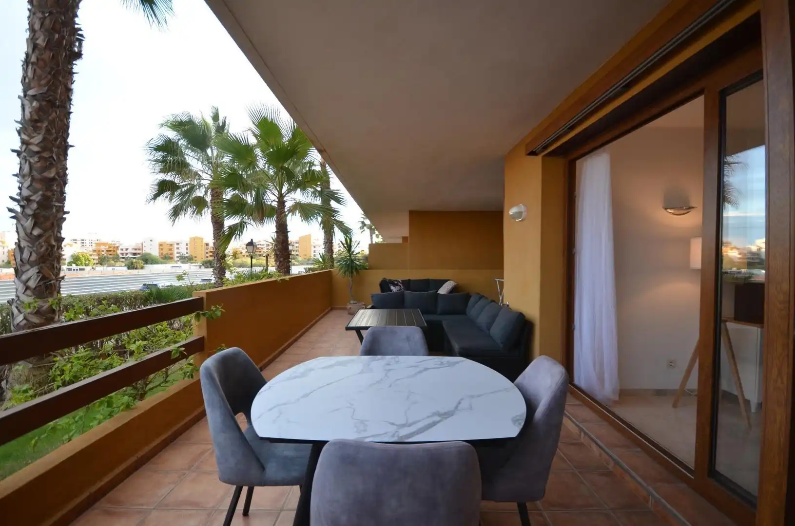 Terrassa de Pis en venda en Torrevieja amb Calefacció, Terrassa i Moblat