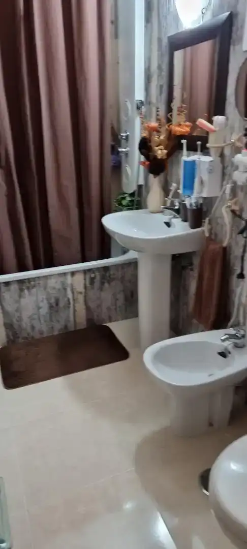 Bany de Casa adosada en venda en Camas amb Aire condicionat, Jardí privat i Traster