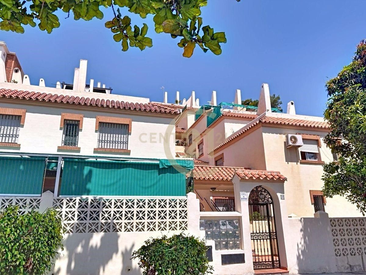 Vista exterior de Piso en venta en Torremolinos