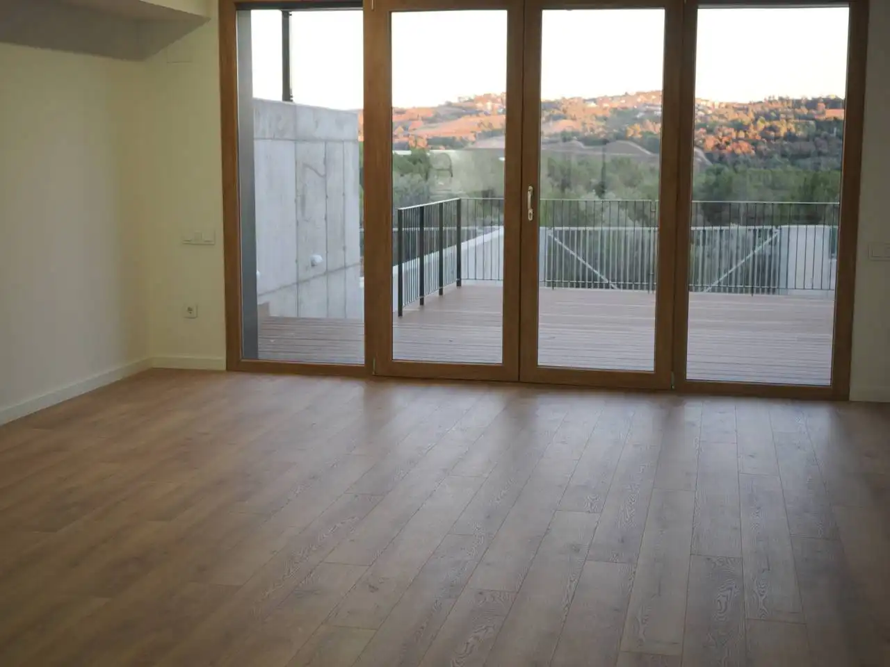 Sala de estar de Casa o chalet en venta en Viladecavalls con Aire acondicionado, Calefacción y Jardín privado