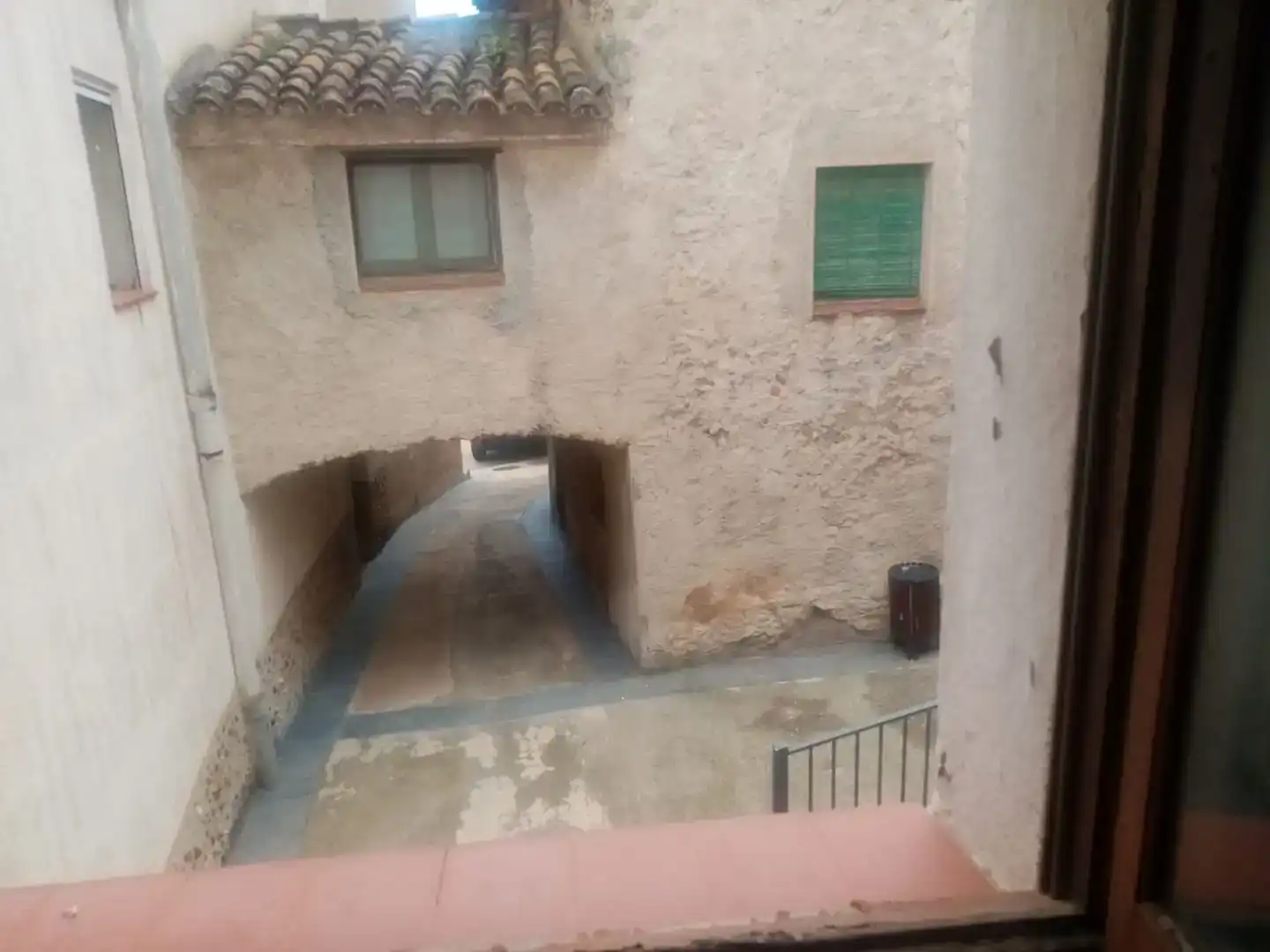 Casa adosada en venda en La Riba amb Traster