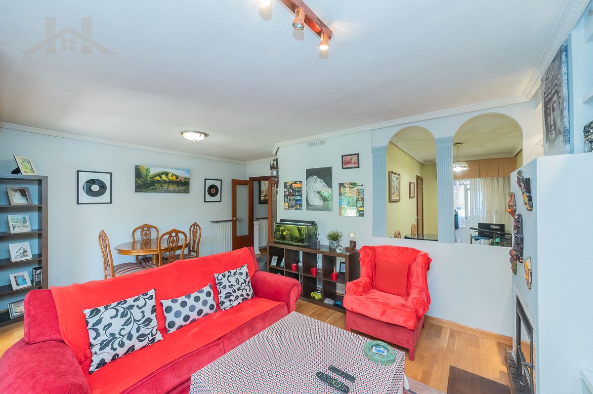 Single-family semi-detached for sale in Calle Mar de Fora, Parque de la Coruña - Las Suertes