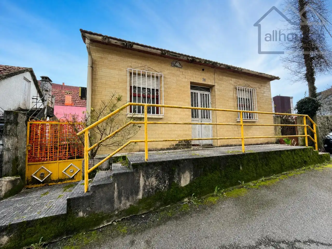 Casa amb jardí en venda a Ponteareas