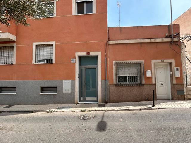 Piso en Venta en Calle Octavio Aguilar en Los Molinos - Villa Blanca