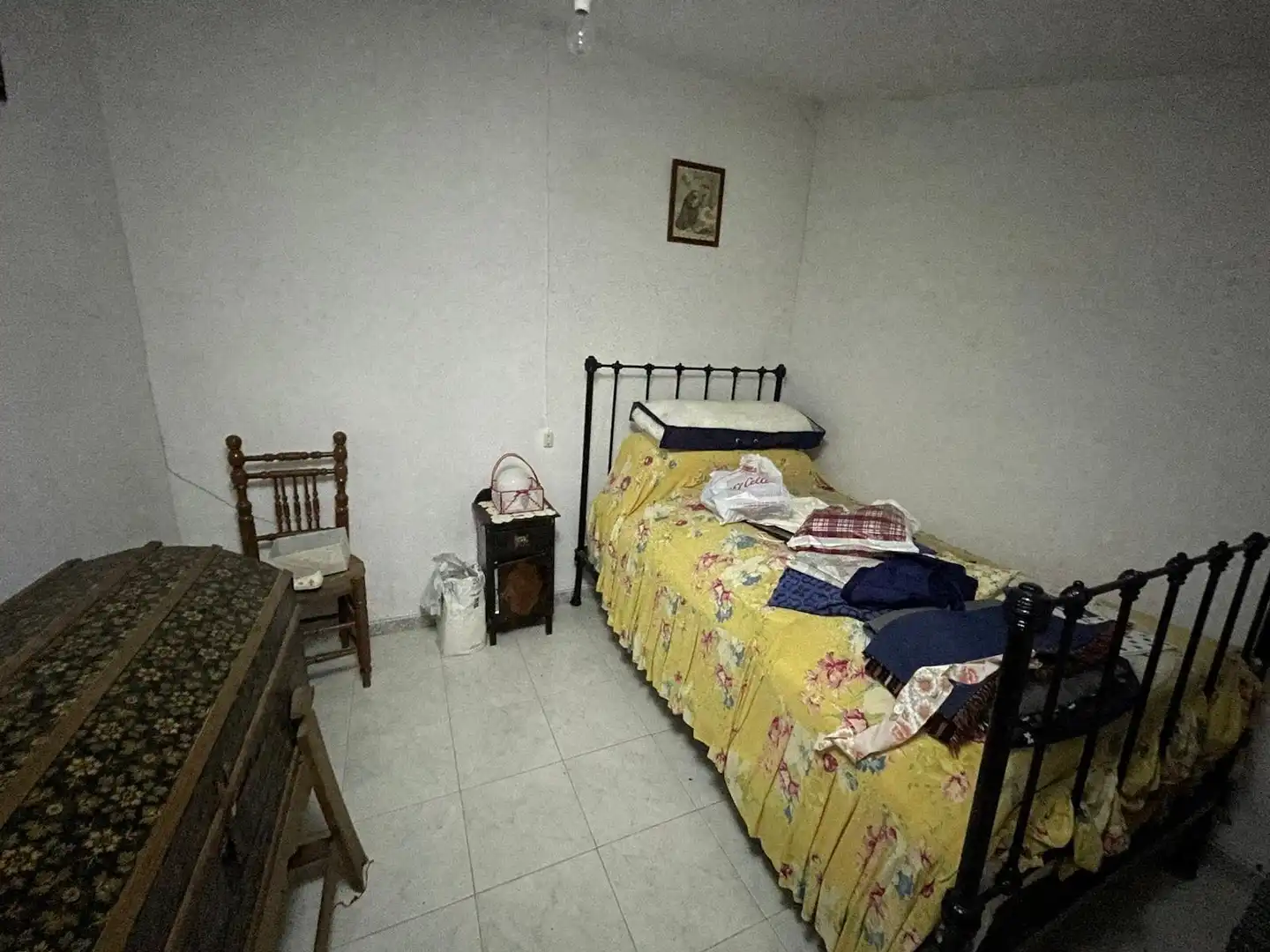 Habitación de Planta baja en venta en Zarza de Montánchez con Calefacción, Trastero y Amueblado