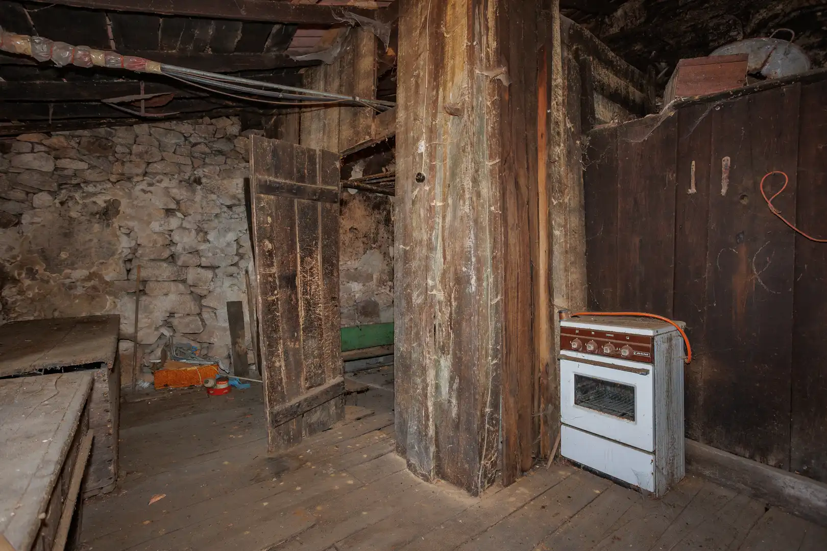 Cocina de Finca rústica en venta en Parada de Sil