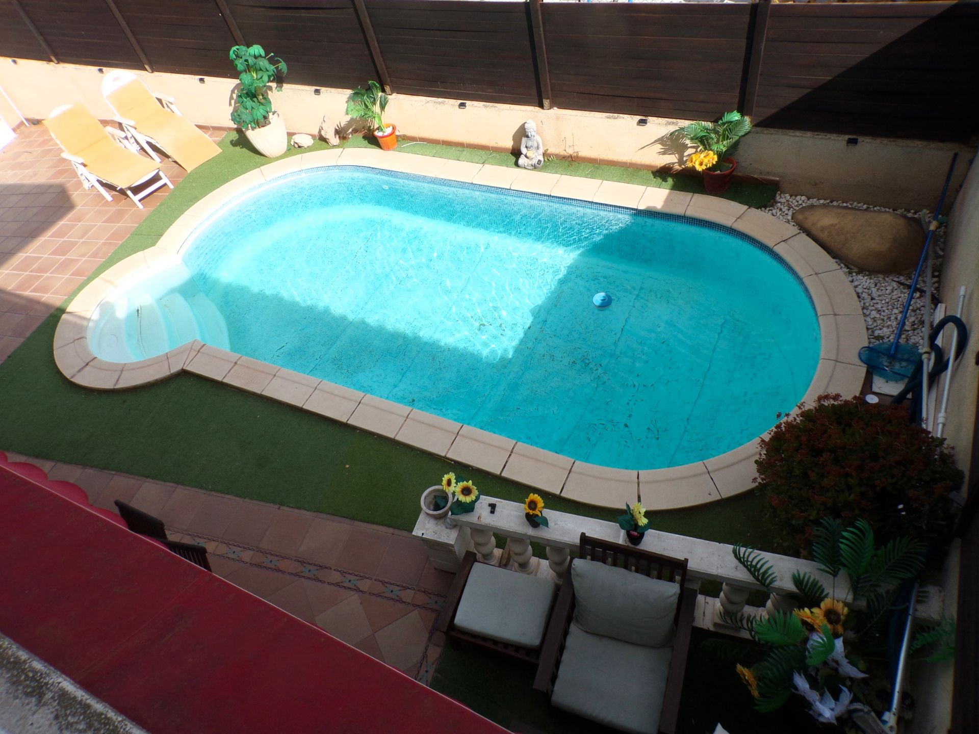 Piscina de Casa adosada en venda en El Vendrell amb Aire condicionat, Calefacció i Jardí privat