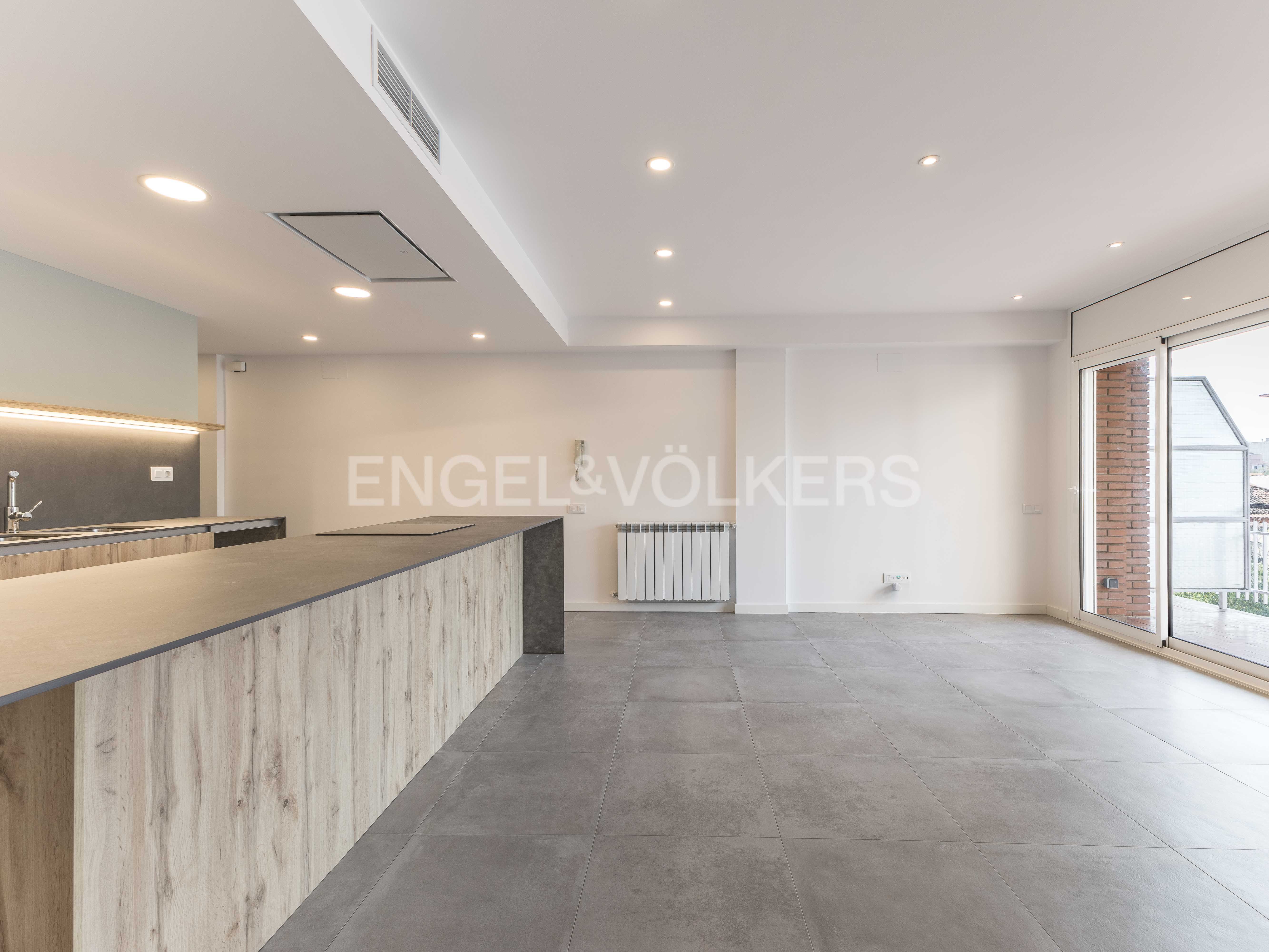 Cuina de Apartament en venda en Sant Cugat del Vallès amb Aire condicionat, Calefacció i Parquet