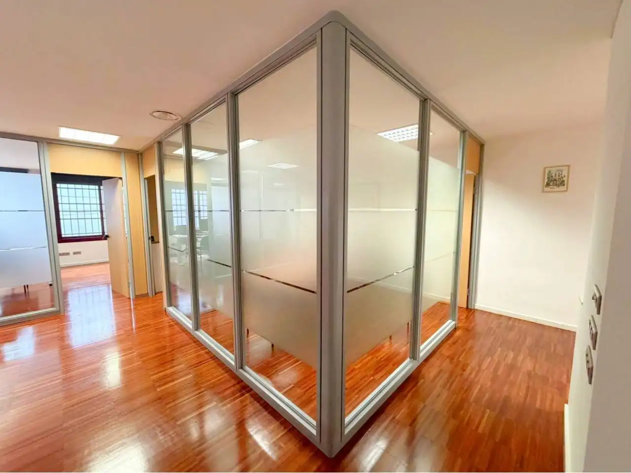 Office space with lift for sale in Calle Marqués de Setmenat, imagen 15