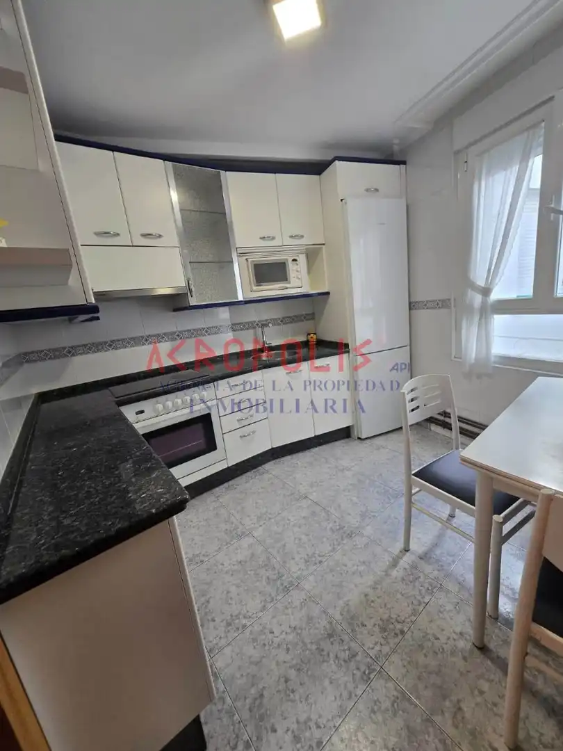 Wohnung zur Miete in Casco Antiguo