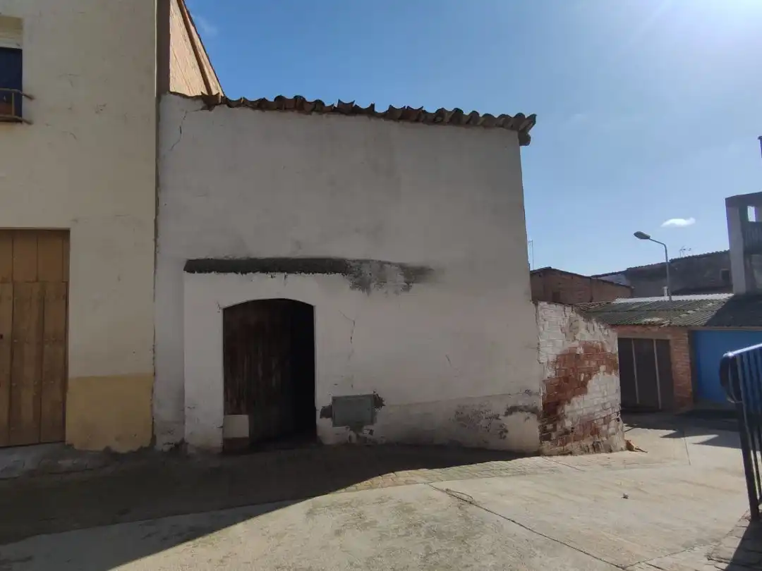Local comercial en venda a Carrer Castell 4, imagen 2