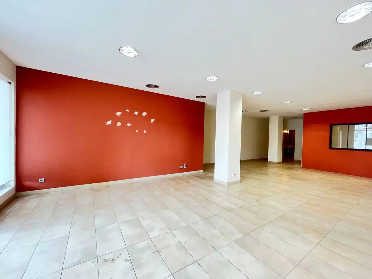 Business premises to rent in Plaça de Pep Ventura, imagen 2