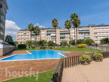 Appartamento con piscina in vendita a Rambla Josep Maria Jujol .