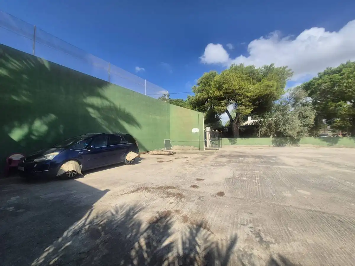 Aparcament de Casa o xalet de lloguer en Crevillent amb Calefacció, Terrassa i Piscina