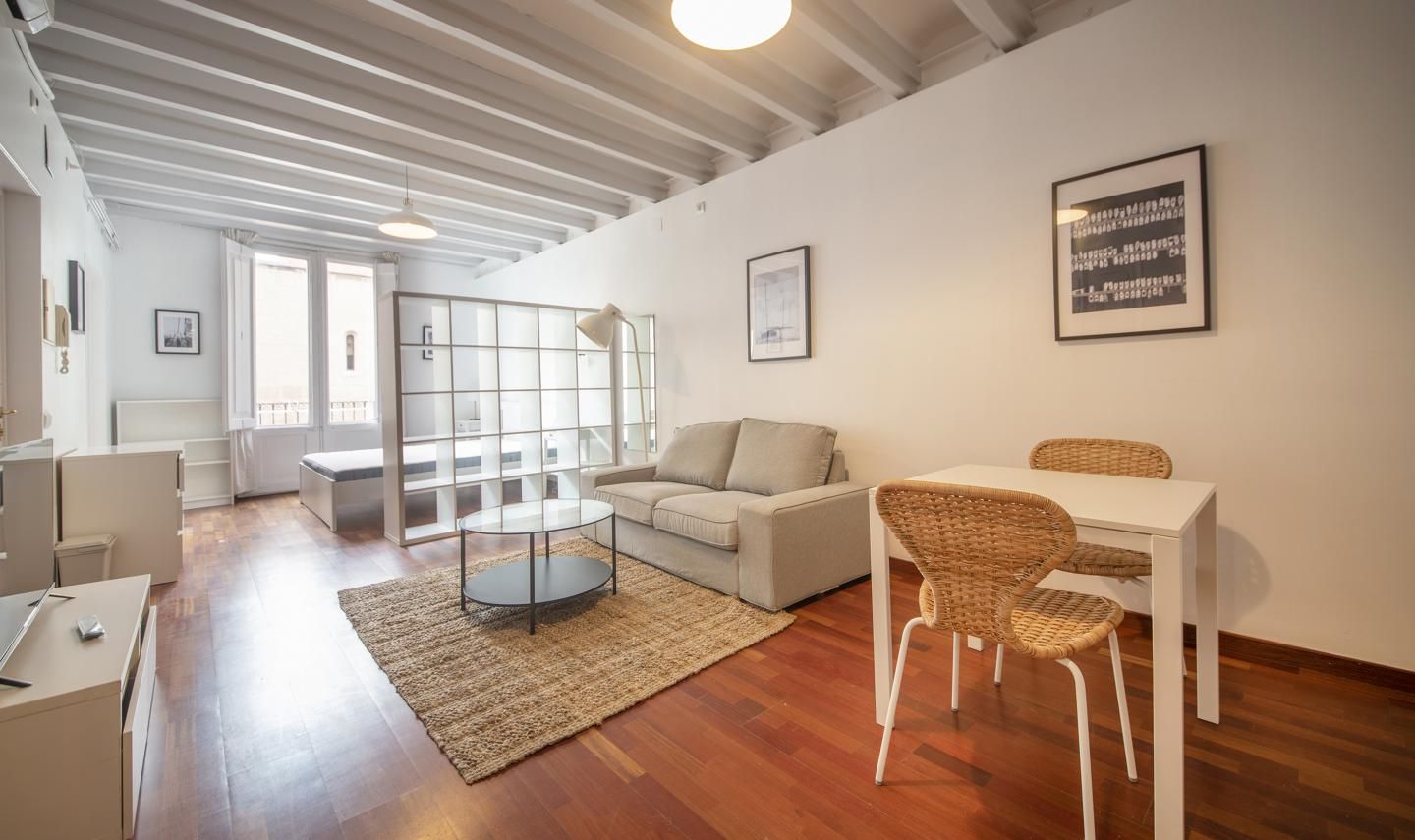 Study to rent in Carrer de Ferran, Barri Gòtic