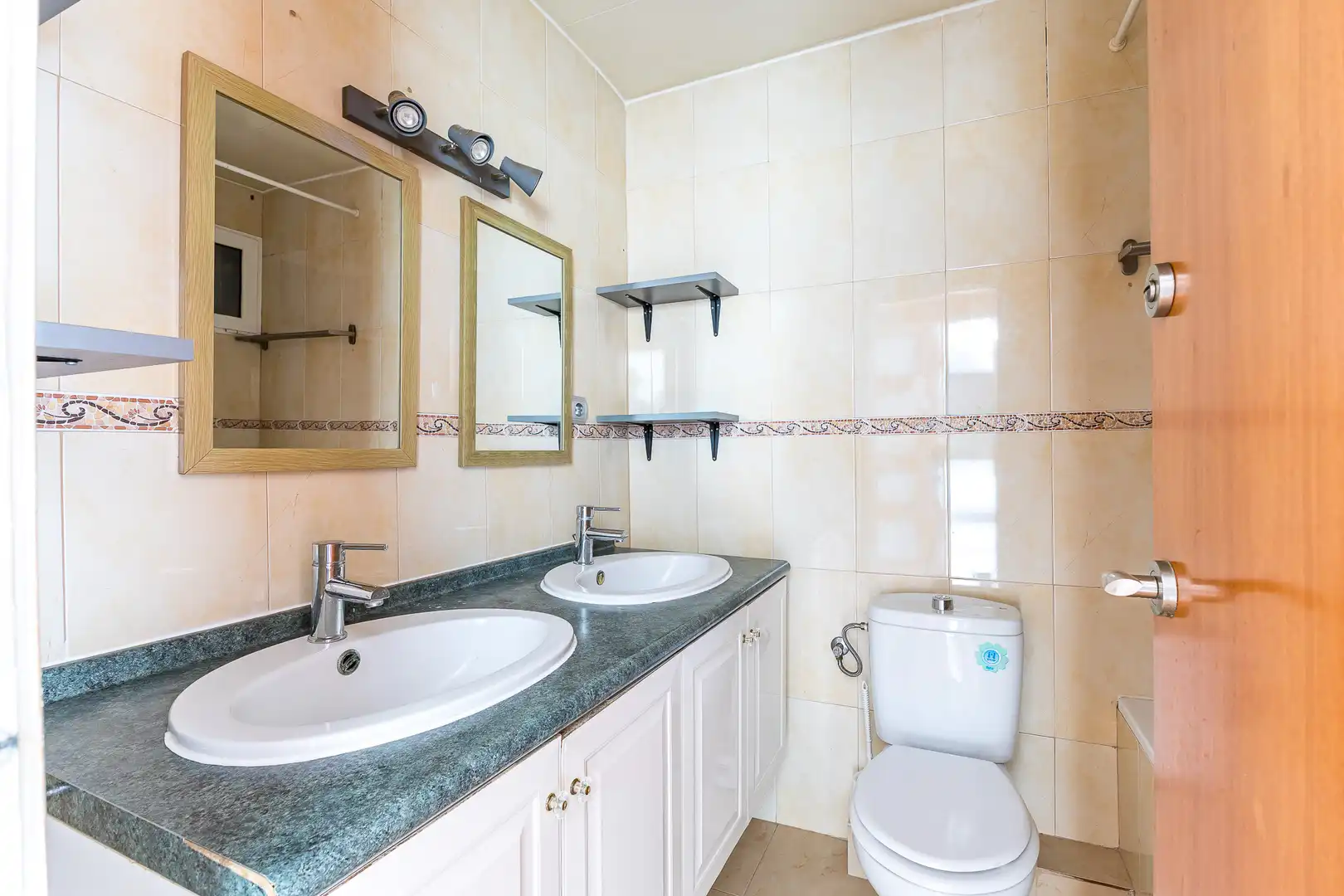 Piso con terraza en venta en Vallpineda - Rocamar, imagen 16