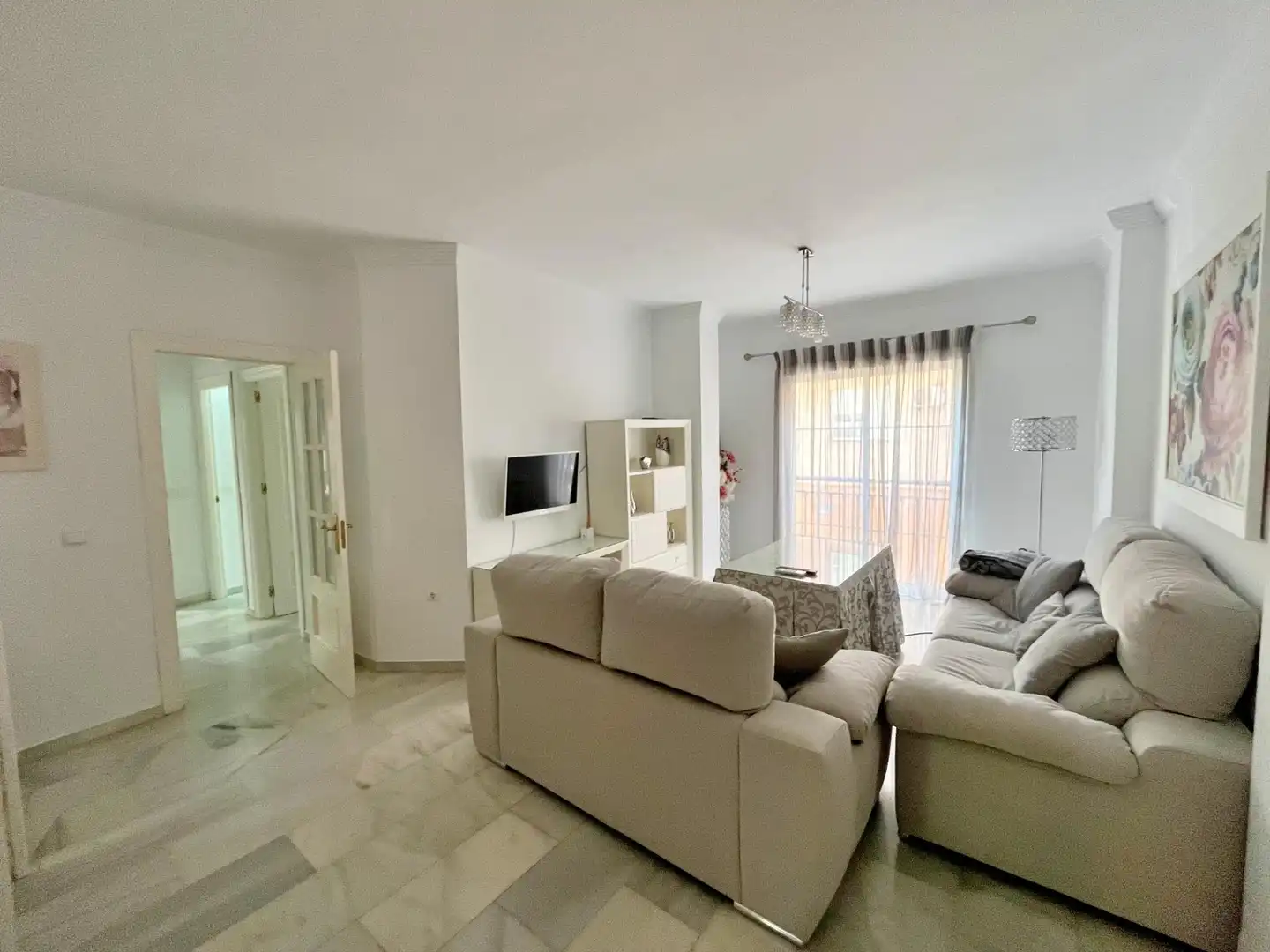Piso con ascensor en venta en Calle Numancia, imagen 2