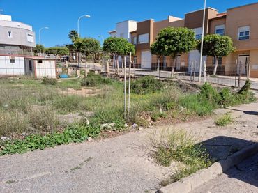 Terreno residenziale in vendita a El Ejido Ciudad