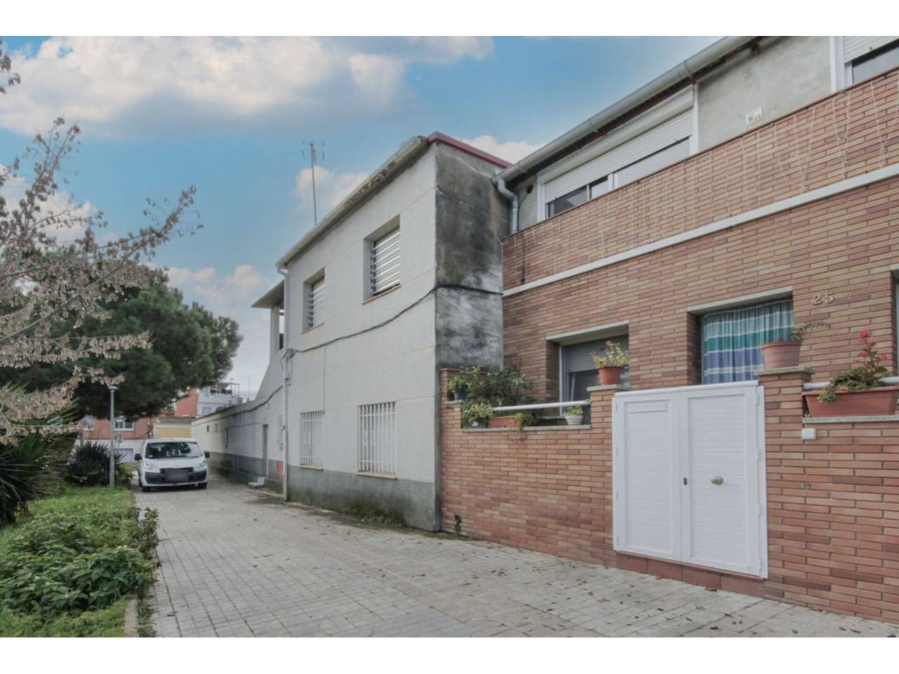 Exterior view of Residential for sale in Sabadell