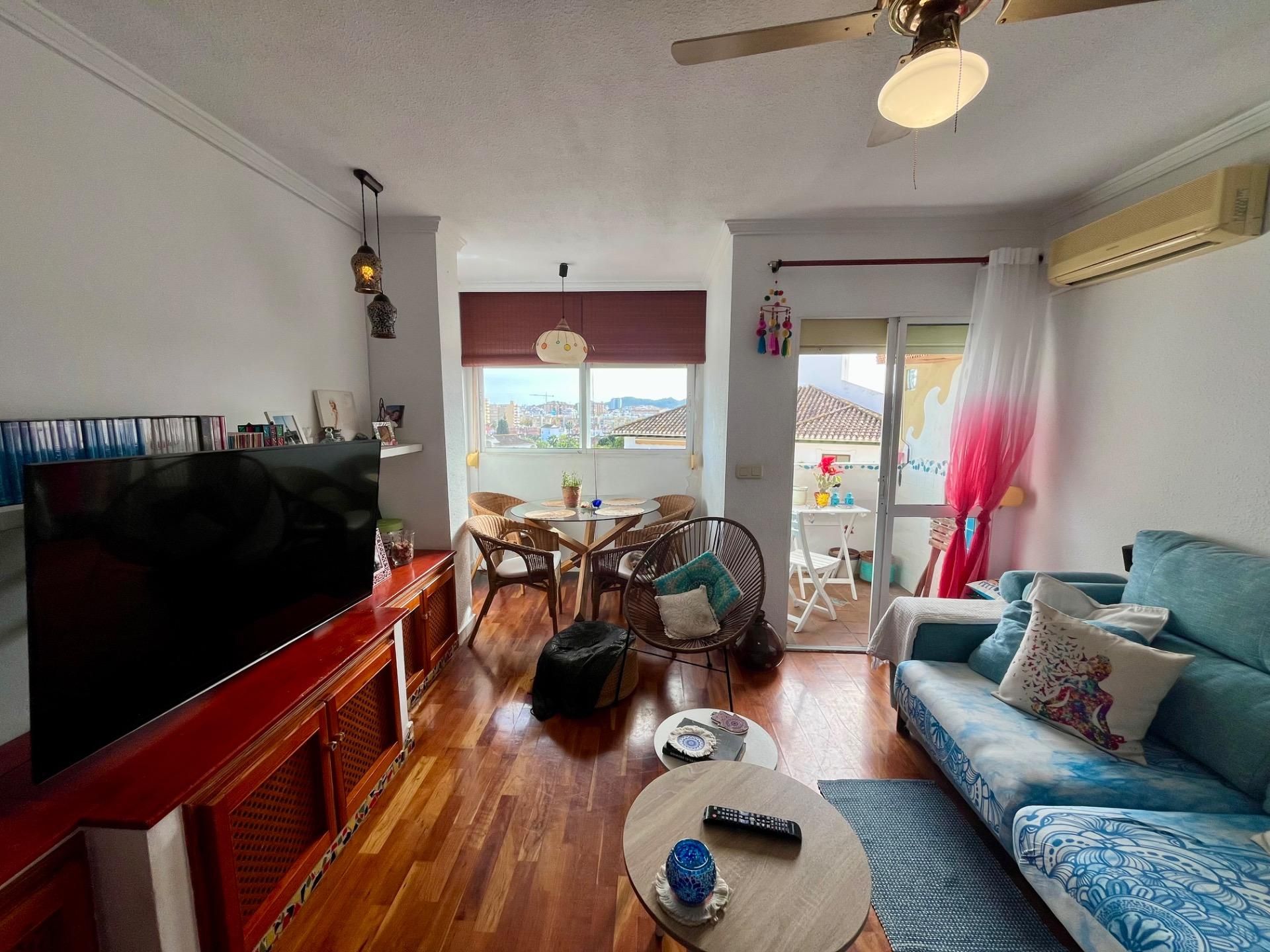 Living room of Apartment for sale in Fuengirola  with Air Conditioner and Terrace