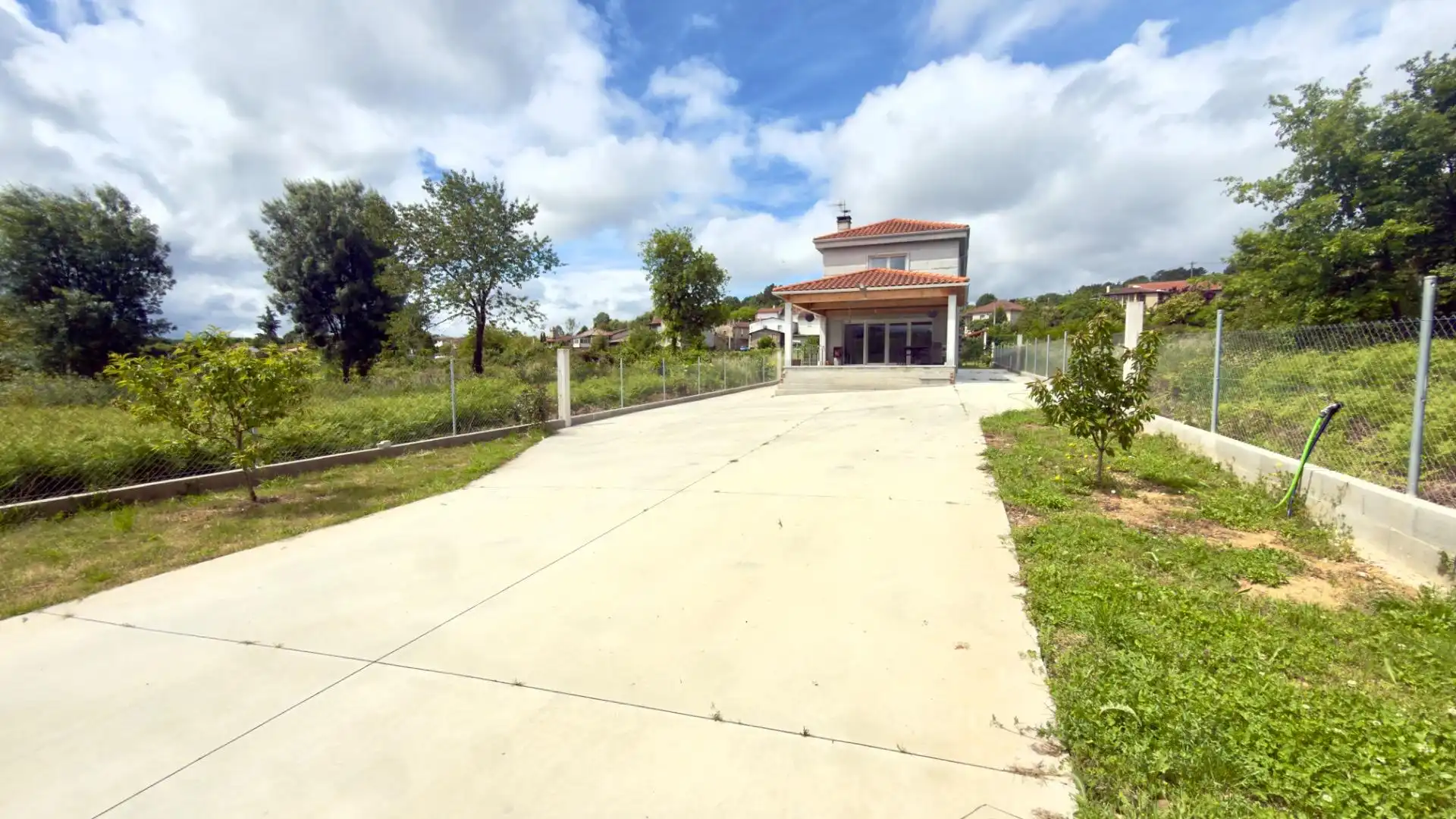 House with garden for sale in San Cibrao das Viñas, imagen 3