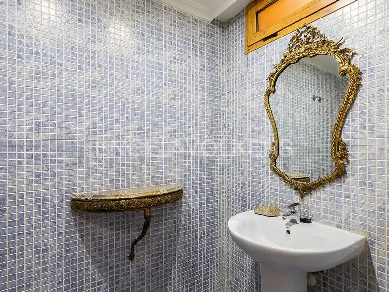 Casa o xalet de lloguer a Chiva, Valencia