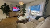 Living room of Flat for sale in Vélez-Málaga  with Air Conditioner, Heating and Terrace