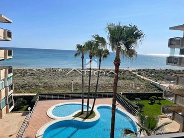 Appartement compact avec piscine à vendre à Daimús