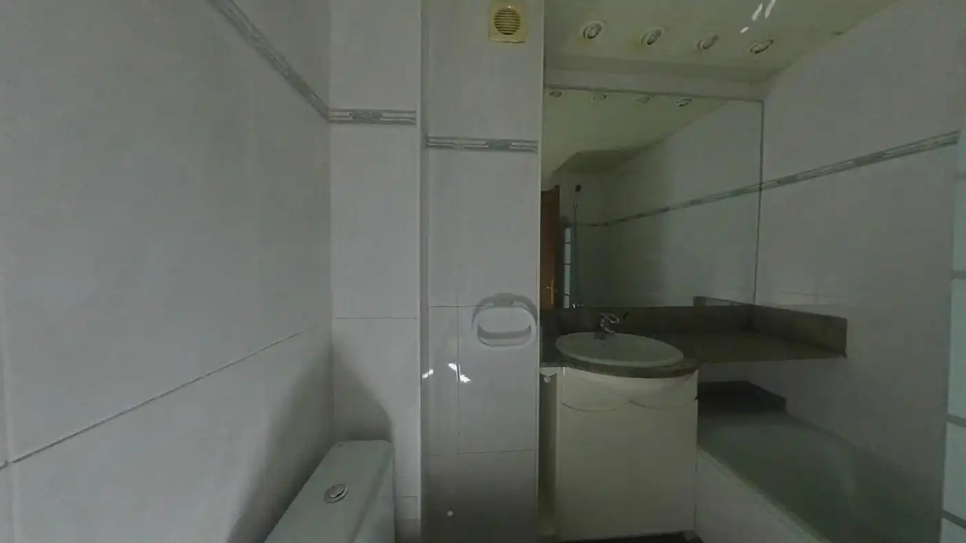 Baño de Piso en venta en Barcelona con Calefacción