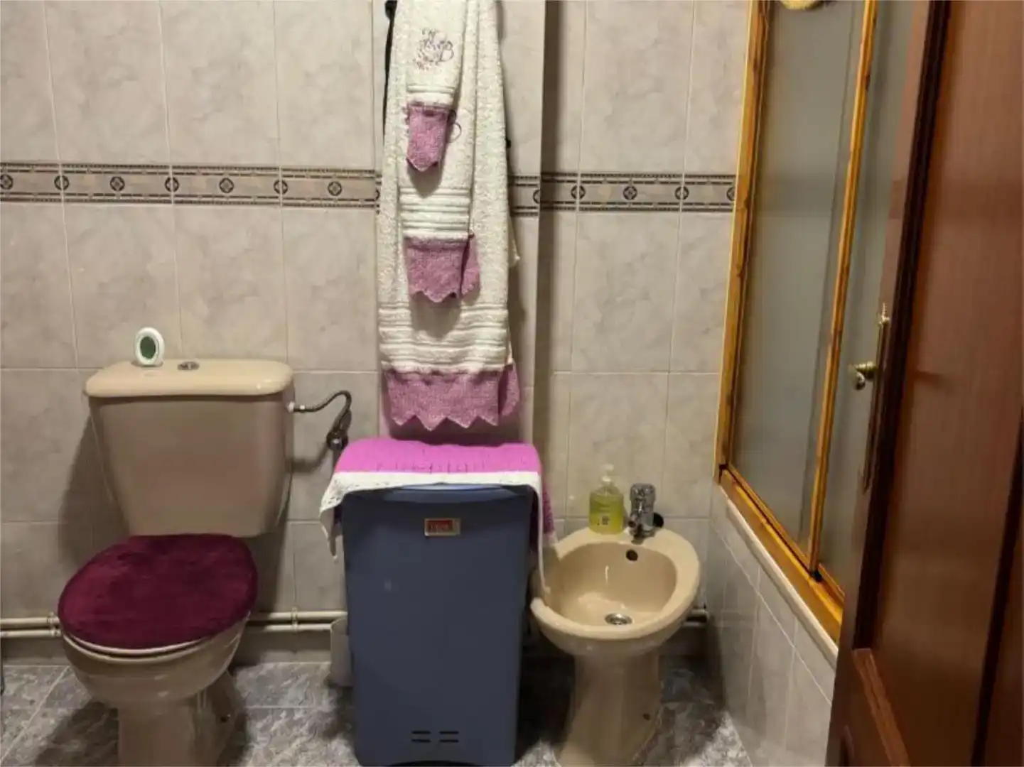 Bany de Pis en venda en Riópar amb Aire condicionat, Parquet i Moblat