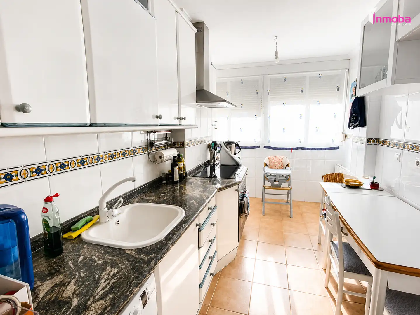 Kitchen of Flat for sale in Aranda de Duero  with Storage room and Balcony