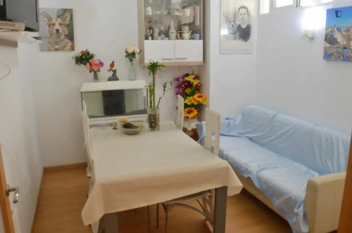 Habitación en La Trinitat Nova