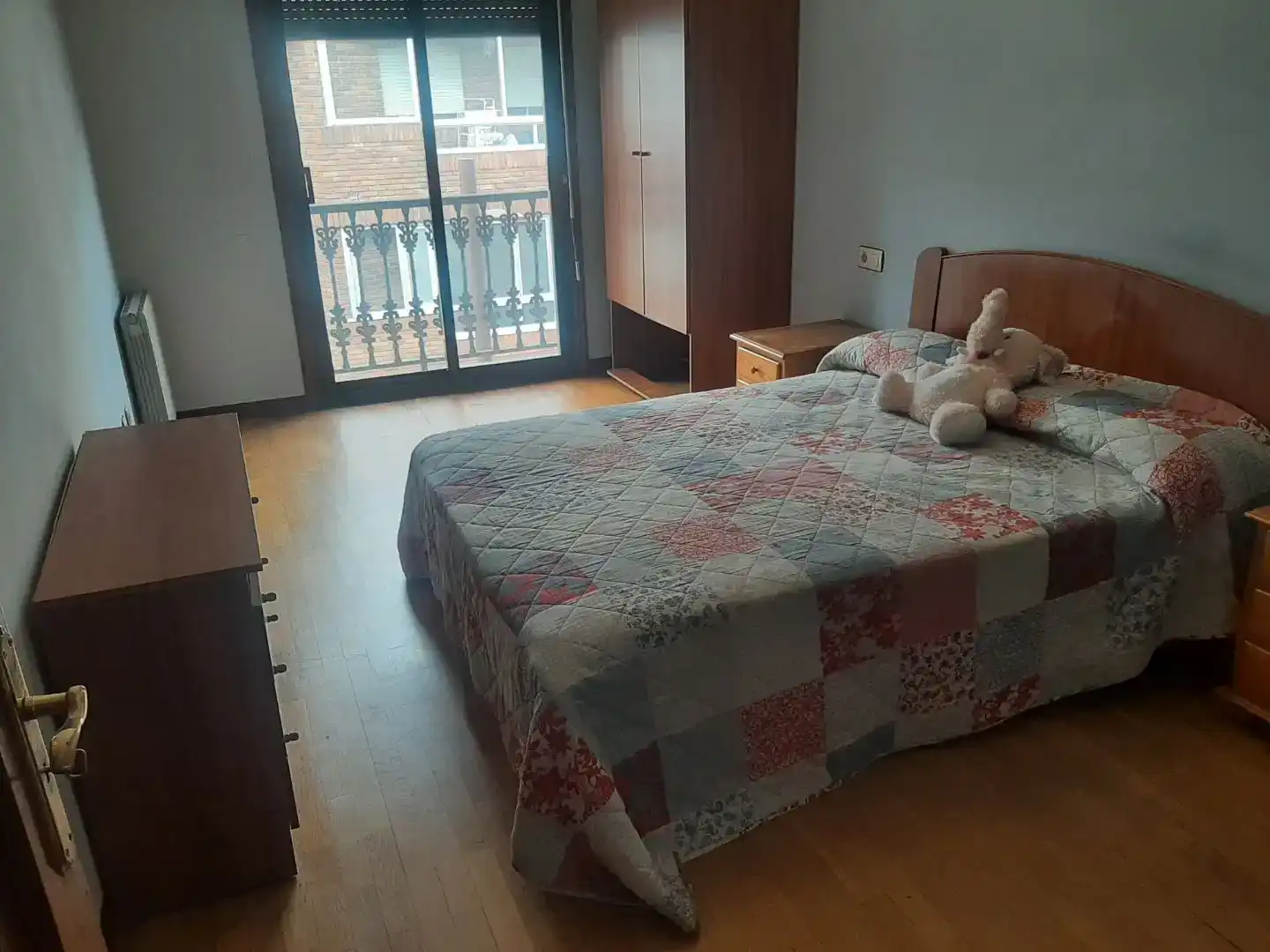 Dormitori de Pis en venda en Tomiño amb Parquet, Traster i Moblat
