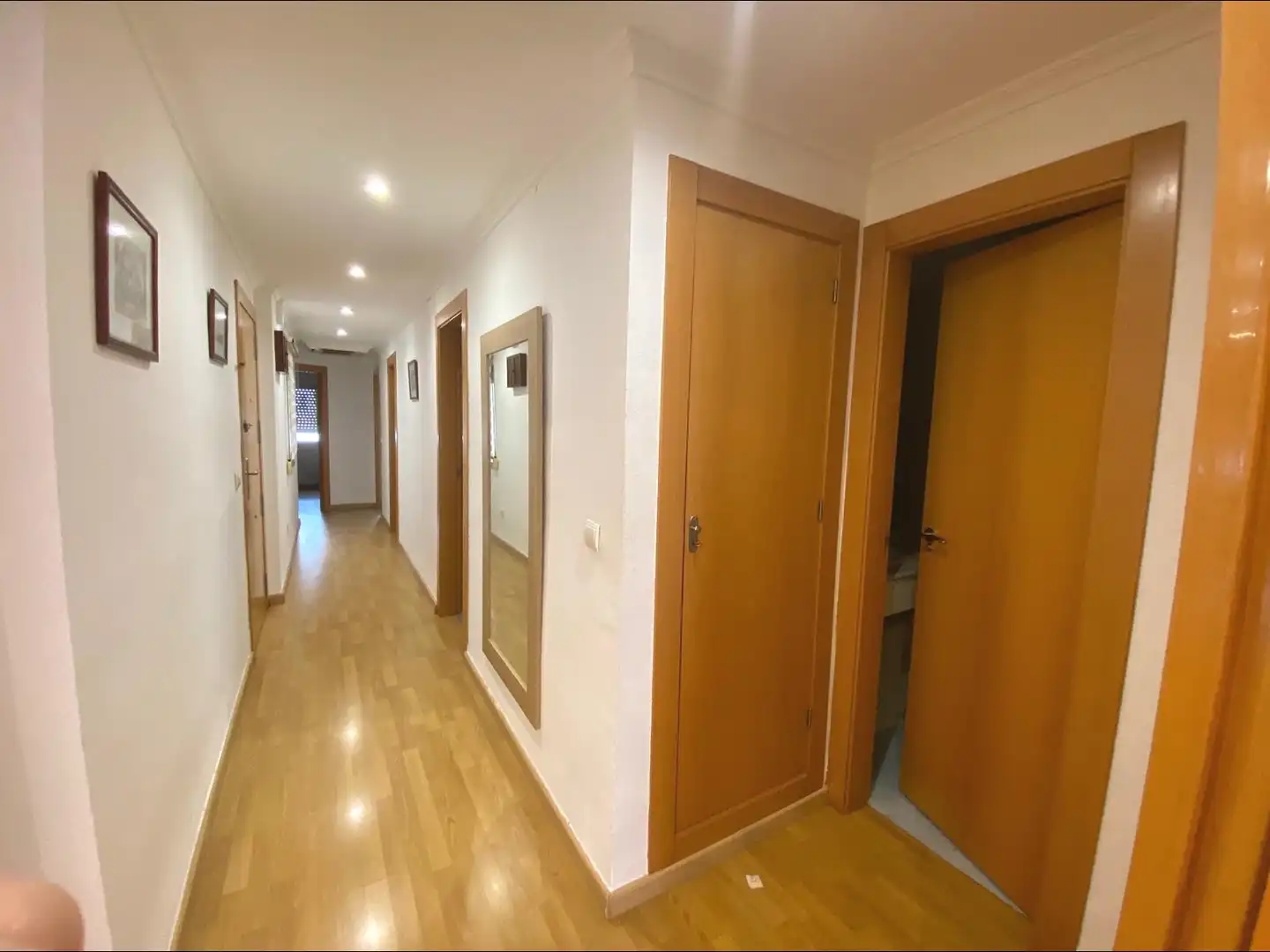 Piso de alquiler en Alicante / Alacant con Aire acondicionado, Amueblado y Balcón