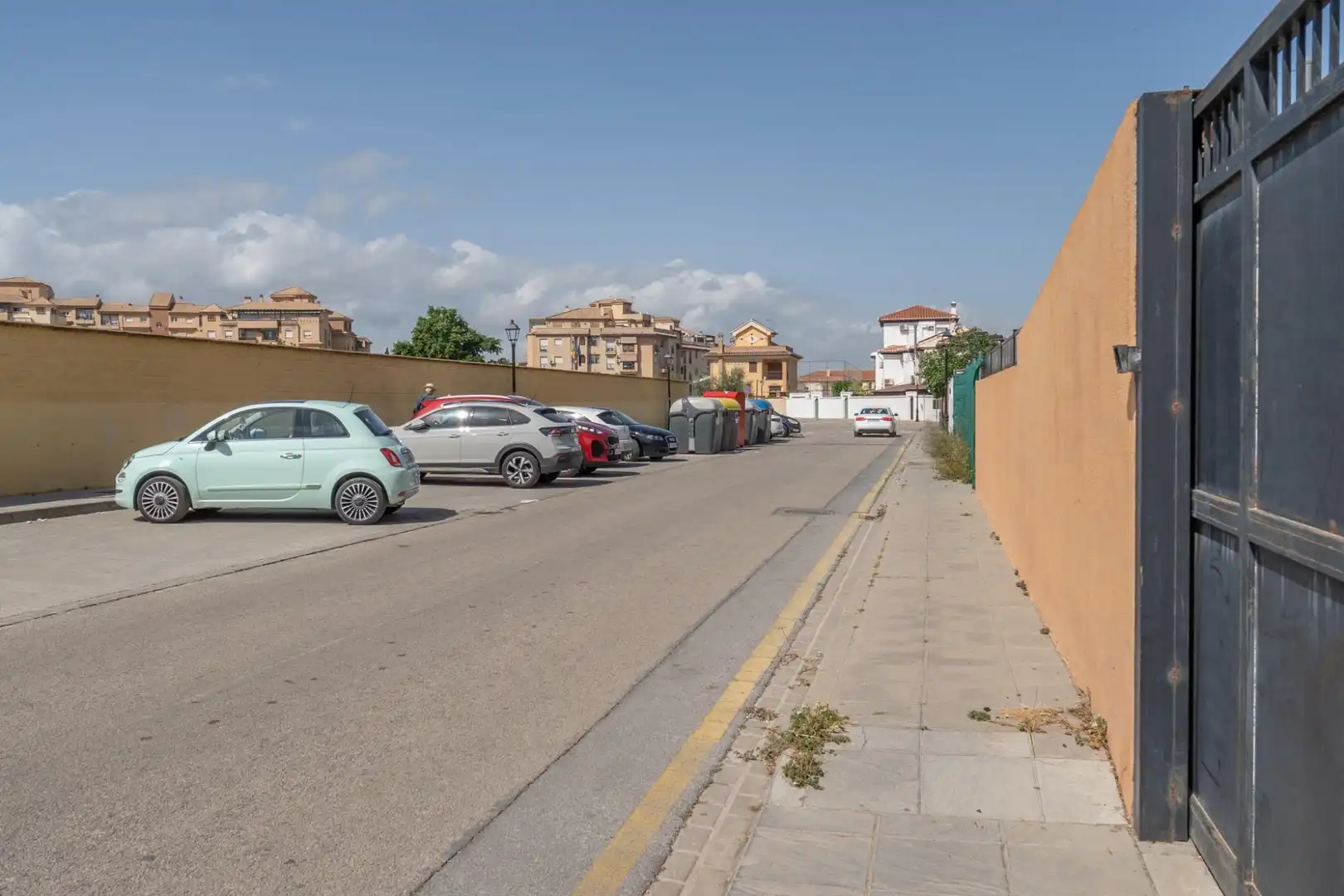 Parking de Casa adosada en venta en Ogíjares con Aire acondicionado, Calefacción y Terraza
