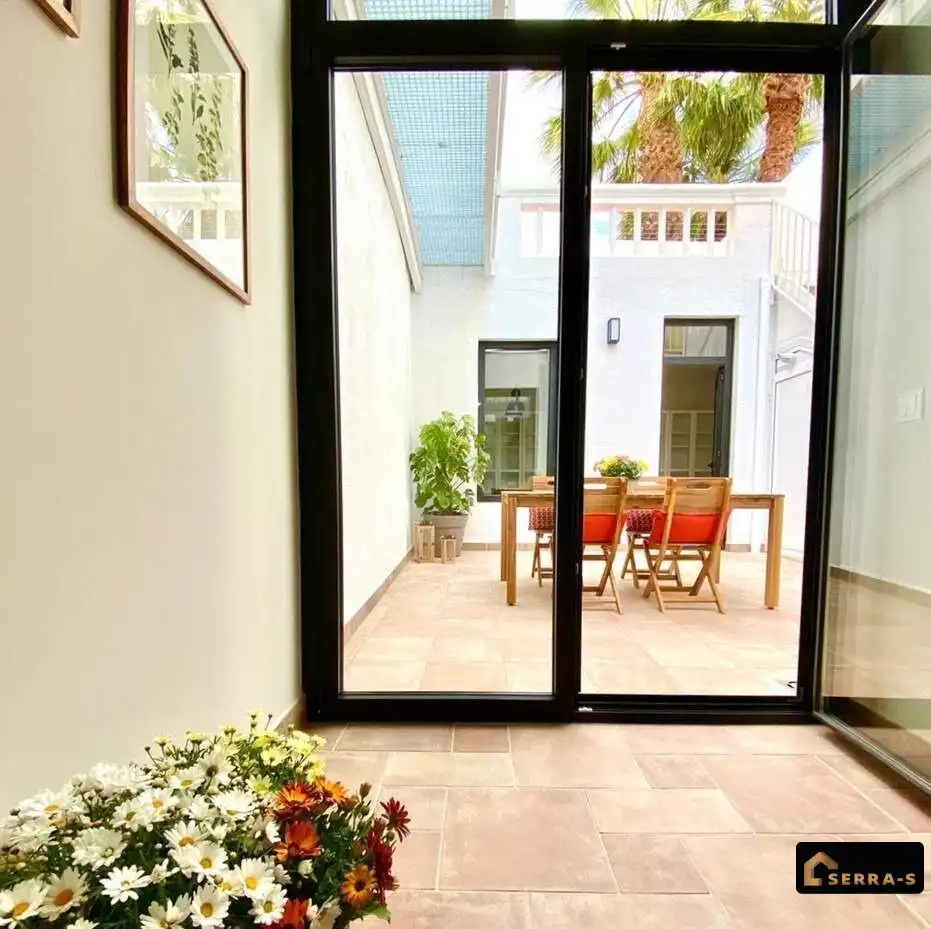 Country house zum Verkauf in Calella