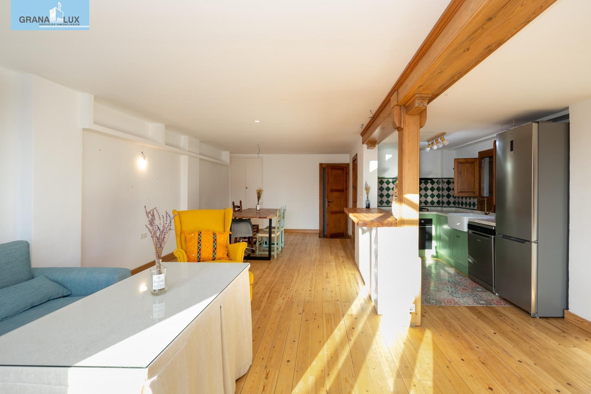 Casa adosada en venta en  Granada Capital con Terraza